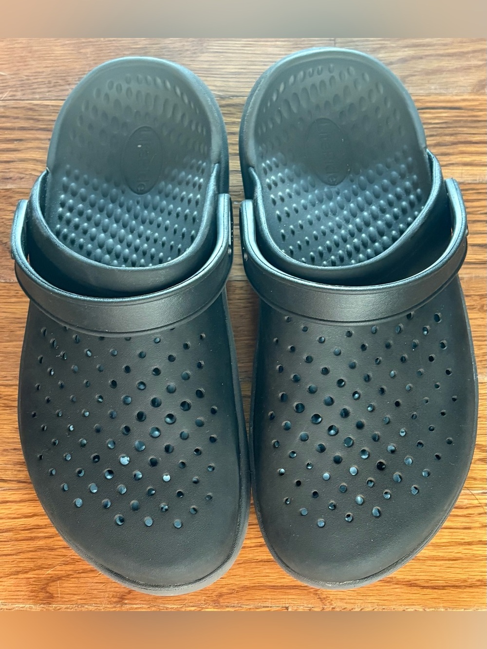 Crocs InMotion LiteRide Clogs, Black, Size Men’s 8/Women’s 10